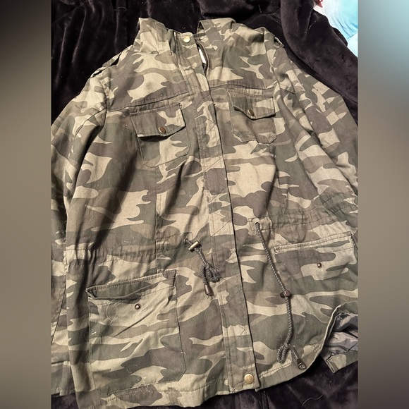 Out edge 1x military inspired jacket - Picture 7 of 8